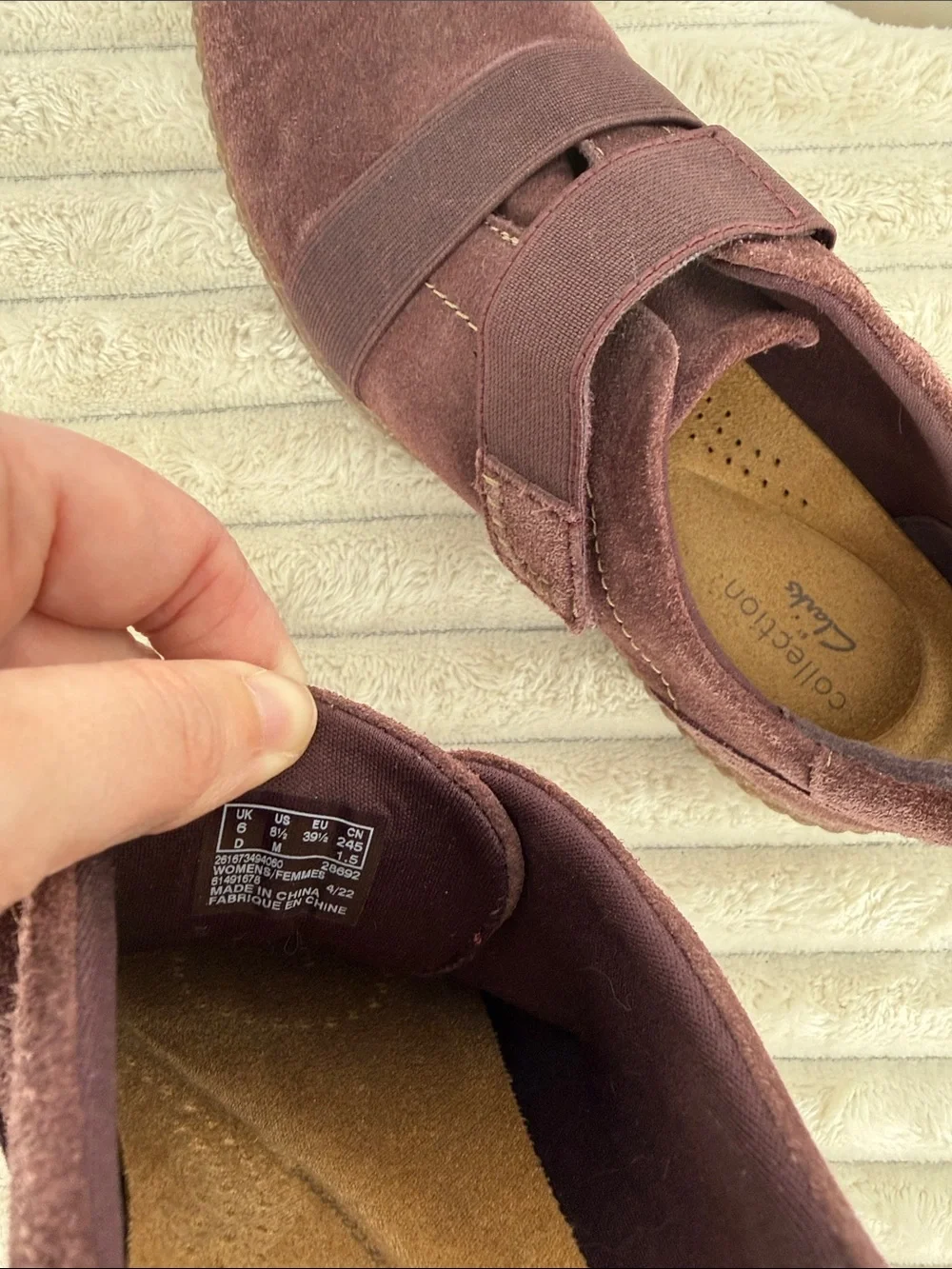 Clark’s Women's Caroline Holly Sneakers Suede Brown size 8.5M